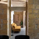 아파트 Numru 27 Expertly Restored Small House Of Character Cospicua