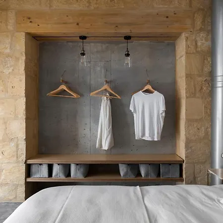 Numru 27 Expertly Restored Small House Of Character