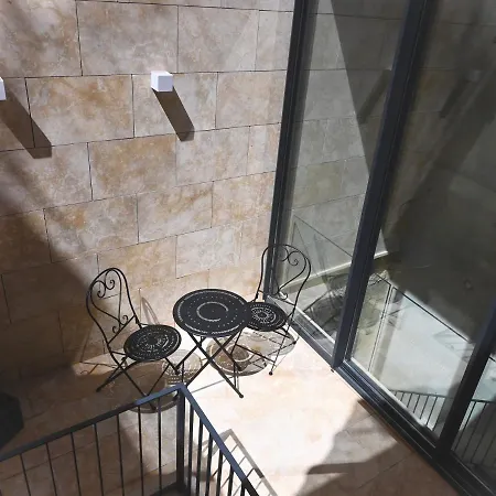 Numru 27 Expertly Restored Small House Of Character Apartamento *