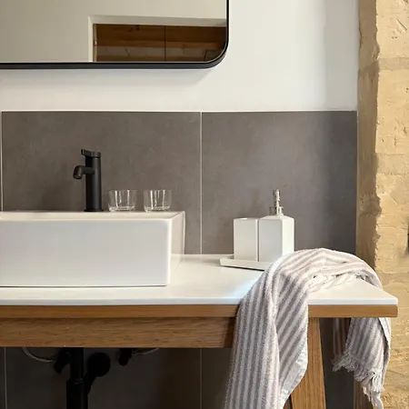 公寓 Numru 27 Expertly Restored Small House Of Character