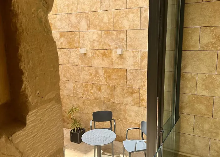 Numru 27 Expertly Restored Small House Of Character Apartament