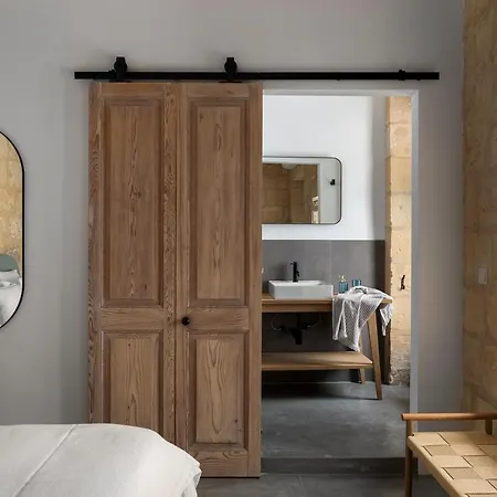 Numru 27 Expertly Restored Small House Of Character Apartment Cospicua