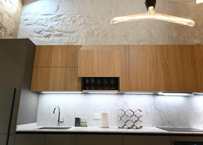 Numru 27 Expertly Restored Small House Of Character